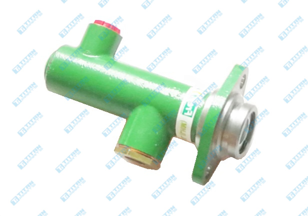 Brake Cyllinders JOHN DEERE
