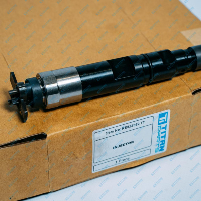 Injection Nozzle John Deere RE524362
